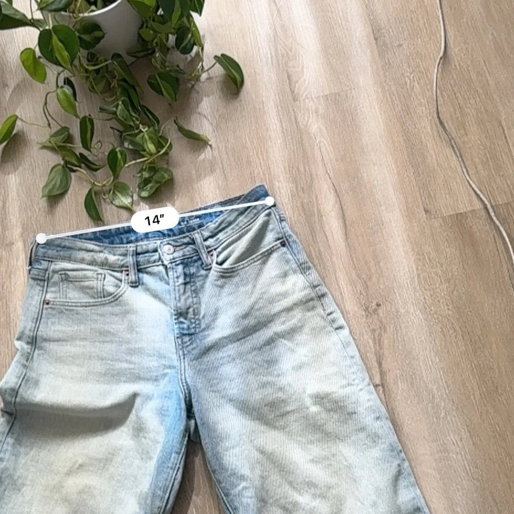 Old Navy High Rise OG Loose Jeans Light Wash Size 4